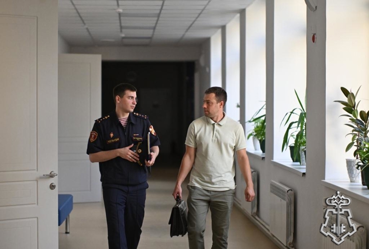 В Сыктывкаре сотрудники Росгвардии проверяют готовность образовательных организаций к началу учебного года     