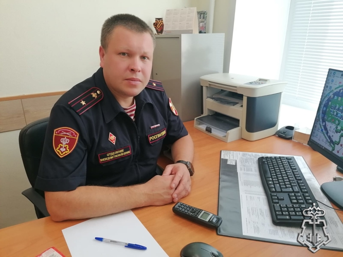 Офицер Росгвардии рассказал жителям Прилузского района как защитить свое жилье