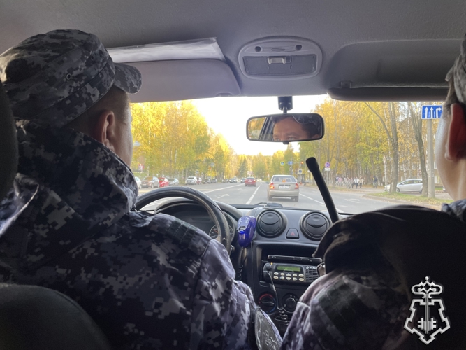 Росгвардейцами задержаны подозреваемые в хищении товаров