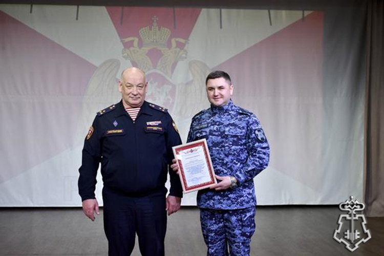 В Сыктывкаре состоялось торжественное мероприятие, посвящённое выпуску сотрудников вневедомственной охраны Росгвардии