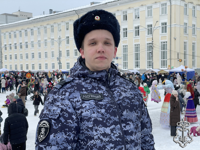 В Республике Коми росгвардейцы обеспечивают безопасность во время празднования Масленицы