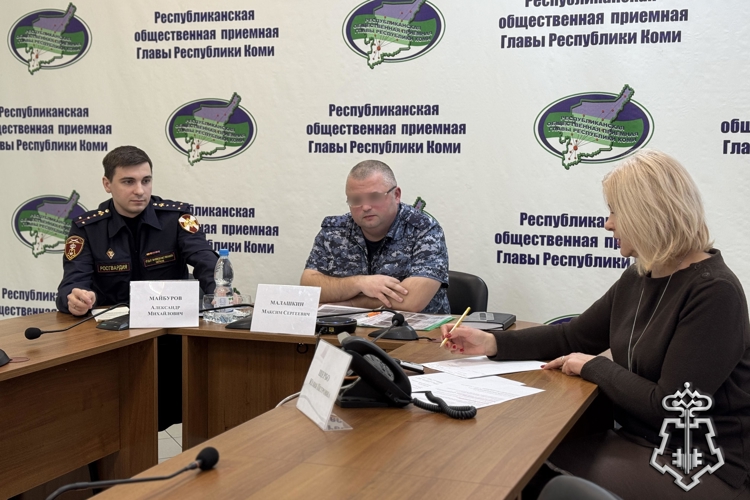 В Сыктывкаре росгвардейцы рассказали о поступлении в военные вузы Росгвардии