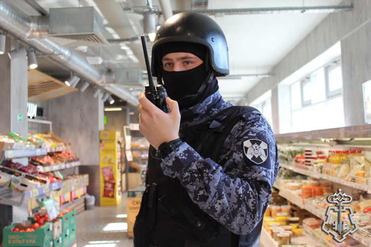 В Республике Коми росгвардейцы пресекли несколько попыток хищения товаров из магазинов