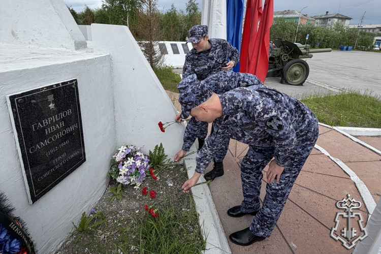 Росгвардия Коми присоединилась к акции «Свеча памяти»
