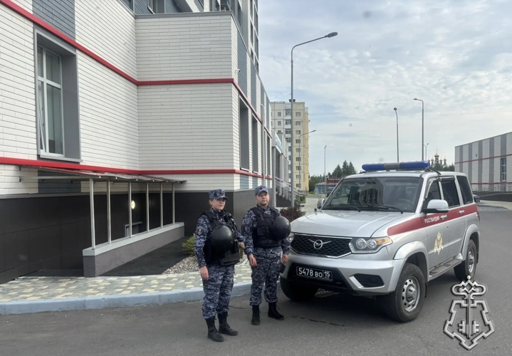 В Усинске сотрудники вневедомственной охраны Росгвардии оперативно отработали план «Квартал»