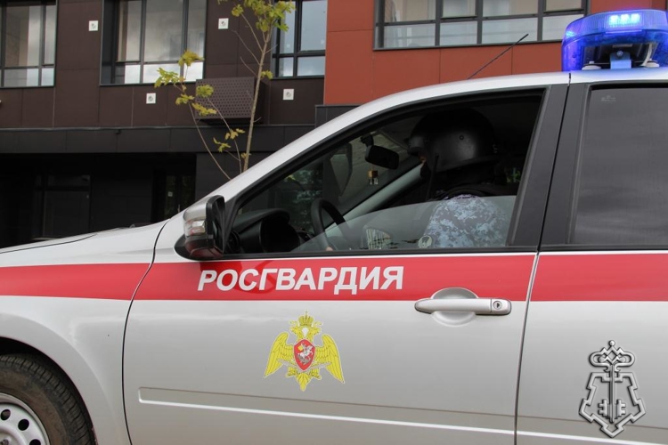 В Сыктывкаре проведена совместная тренировка Росгвардии и службы скорой медицинской помощи по отработке действий в нештатной ситуации