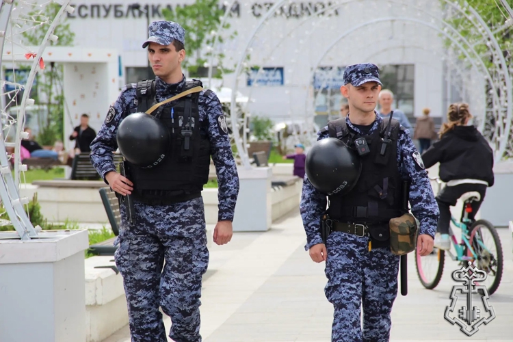 В Усть-Вымском районе сотрудники вневедомственной охраны задержали необычного покупателя